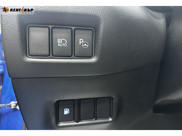 Toyota C-HR Hybrid/Кожа/Екстров - автомобили, коли, обяви за нови и употребявани 11
