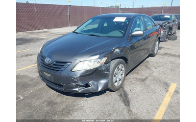 toyota-camry-2-4l-i-4-dohc-vvt-158hp-front-wheel-drive - 1