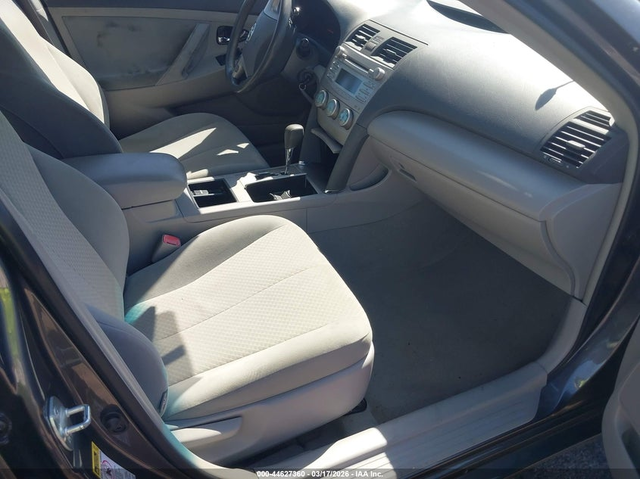 Toyota Camry 2.4L I-4 DOHC, VVT, 158HP Front Wheel Drive - автомобили, коли, обяви за нови и употребявани 4