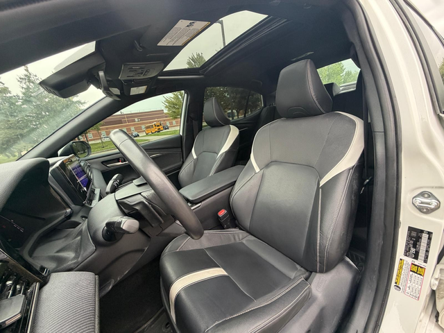 Toyota Camry 2.5L 4cyl FWD - автомобили, коли, обяви за нови и употребявани 4