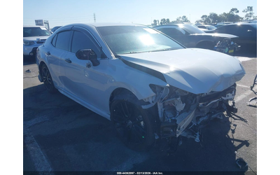 toyota-camry-2-5l-i-4-di-dohc-vvt-176hp-front-wheel-drive - 0