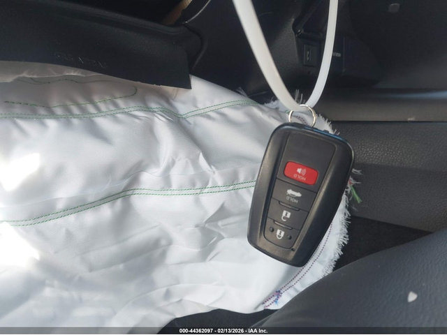 Toyota Camry 2.5L I-4 DI, DOHC, VVT, 176HP Front Wheel Drive - автомобили, коли, обяви за нови и употребявани 10