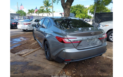 toyota-camry-2-5l-i-4-di-dohc-vvt-184hp-front-wheel-drive - 2
