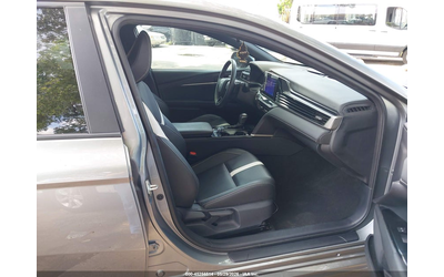 toyota-camry-2-5l-i-4-di-dohc-vvt-184hp-front-wheel-drive - 4