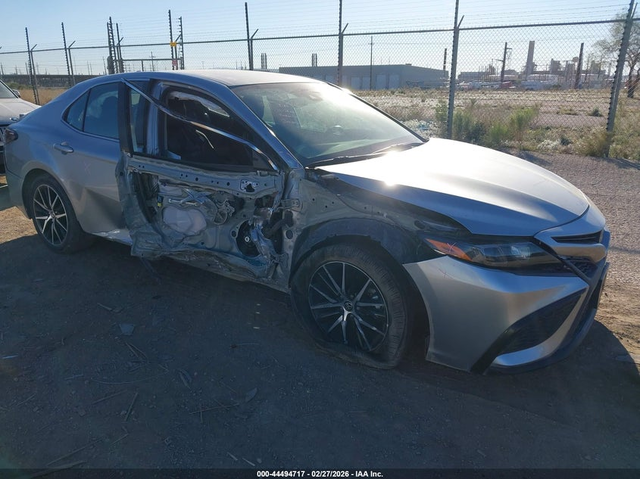 Toyota Camry 2.5L I-4 DI, DOHC, VVT, 203HP Front Wheel Drive - автомобили, коли, обяви за нови и употребявани 0