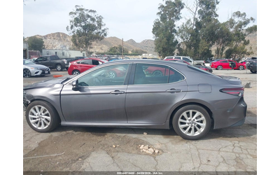 Toyota Camry 2.5L I-4 DI, DOHC, VVT, 203HP Front Wheel Drive - автомобили, коли, обяви за нови и употребявани 14