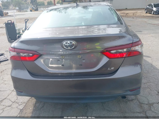 Toyota Camry 2.5L I-4 DI, DOHC, VVT, 203HP Front Wheel Drive - автомобили, коли, обяви за нови и употребявани 16