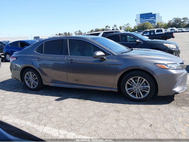 Toyota Camry 2.5L I-4 DI, DOHC, VVT, 203HP Front Wheel Drive - автомобили, коли, обяви за нови и употребявани 12
