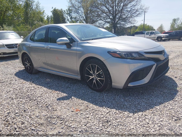 Toyota Camry 2.5L I-4 DI, DOHC, VVT, 203HP Front Wheel Drive - автомобили, коли, обяви за нови и употребявани 0