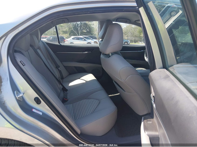 Toyota Camry 2.5L I-4 DI, DOHC, VVT, 203HP Front Wheel Drive - автомобили, коли, обяви за нови и употребявани 7