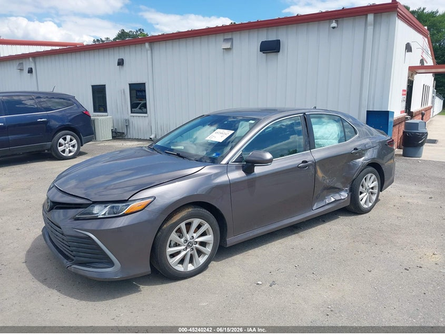 Toyota Camry 2.5L I-4 DI, DOHC, VVT, 203HP Front Wheel Drive - автомобили, коли, обяви за нови и употребявани 5