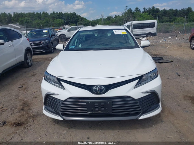 Toyota Camry 2.5L I-4 DI, DOHC, VVT, 203HP Front Wheel Drive - автомобили, коли, обяви за нови и употребявани 11