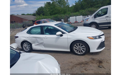Toyota Camry 2.5L I-4 DI, DOHC, VVT, 203HP Front Wheel Drive - автомобили, коли, обяви за нови и употребявани 12