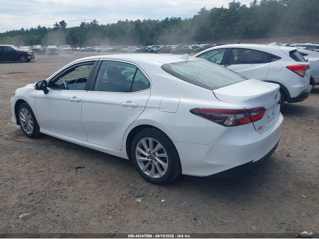 Toyota Camry 2.5L I-4 DI, DOHC, VVT, 203HP Front Wheel Drive - автомобили, коли, обяви за нови и употребявани 2