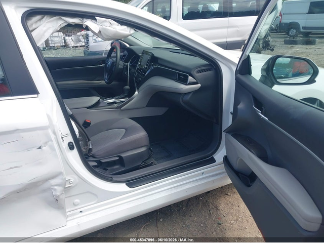 Toyota Camry 2.5L I-4 DI, DOHC, VVT, 203HP Front Wheel Drive - автомобили, коли, обяви за нови и употребявани 4
