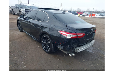 toyota-camry-2-5l-i-4-di-dohc-vvt-206hp-all-wheel-drive - 2