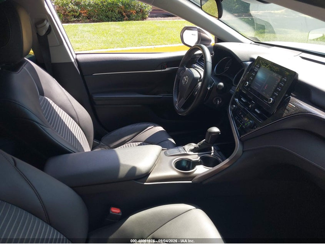 Toyota Camry 2.5L I-4 DI, DOHC, VVT, REGULAR , 203HP Front Wheel Drive - автомобили, коли, обяви за нови и употребявани 17