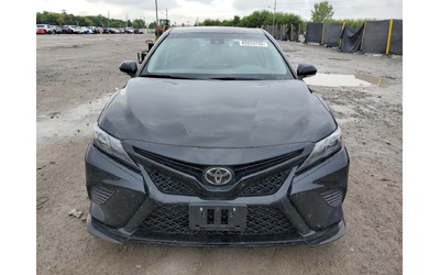 toyota-camry - 4