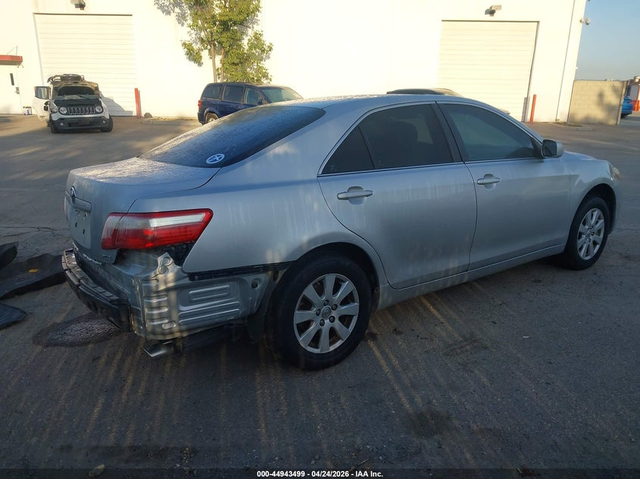 Toyota Camry 3.5L V-6 DOHC, VVT, 268HP Front Wheel Drive - автомобили, коли, обяви за нови и употребявани 3