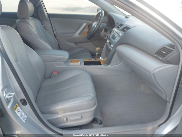 Toyota Camry 3.5L V-6 DOHC, VVT, 268HP Front Wheel Drive - автомобили, коли, обяви за нови и употребявани 4