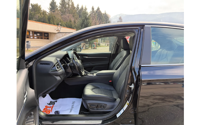 Toyota Camry 2.5 AWD - автомобили, коли, обяви за нови и употребявани 8