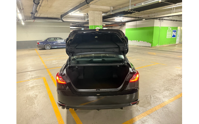 Toyota Camry 2.5 SE HYBRID AWD - автомобили, коли, обяви за нови и употребявани 14