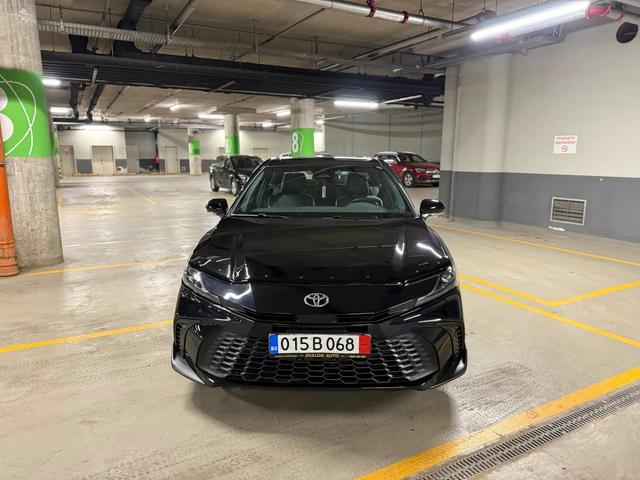Toyota Camry 2.5 SE HYBRID AWD - автомобили, коли, обяви за нови и употребявани 1