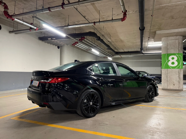 Toyota Camry 2.5 SE HYBRID AWD - автомобили, коли, обяви за нови и употребявани 5