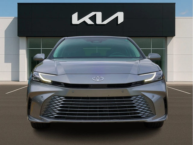 Toyota Camry XLE Hybrid AWD| Leather | Ventilated Seat | Pano R - автомобили, коли, обяви за нови и употребявани 1