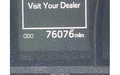 Toyota Camry LE HYBRID - автомобили, коли, обяви за нови и употребявани 12