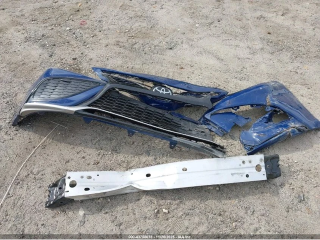 Toyota Camry XSE - автомобили, коли, обяви за нови и употребявани 10