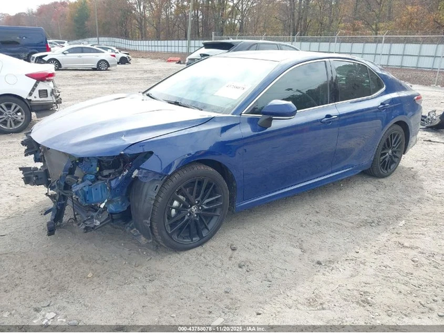 Toyota Camry XSE - автомобили, коли, обяви за нови и употребявани 1