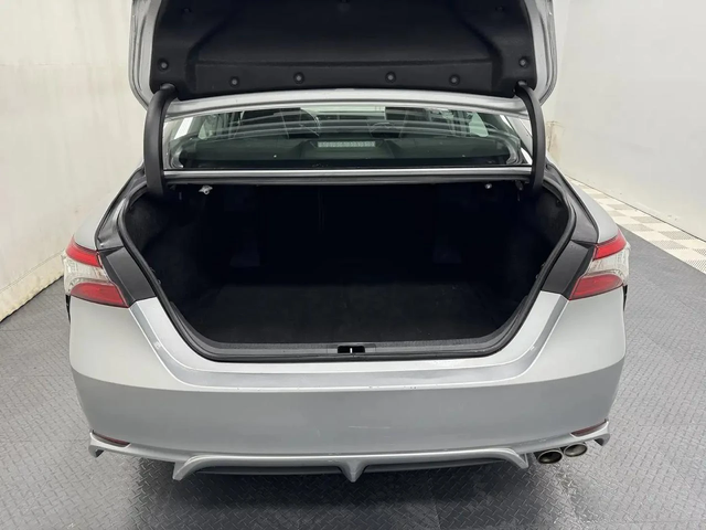 Toyota Camry * 2.5SE* DISTRONIC* LANE ASSIST* CAR PLAY* - автомобили, коли, обяви за нови и употребявани 4