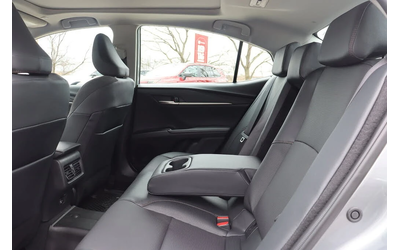 Toyota Camry XLE AWD* АвтоКредит* (Цена до БГ) - автомобили, коли, обяви за нови и употребявани 7