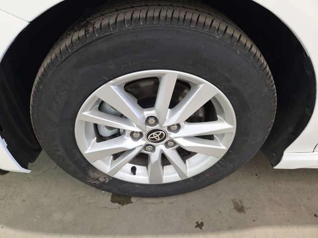 Toyota Camry * SE * CARFAX * DISTRONIC * 2 КЛЮЧА * ПОДГРЕВИ - автомобили, коли, обяви за нови и употребявани 6