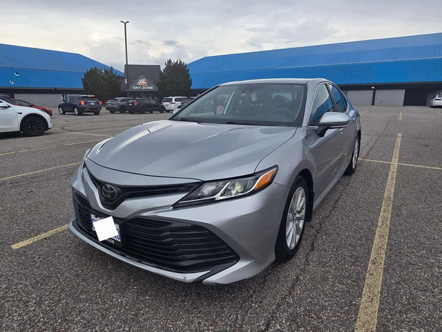 Toyota Camry * Auto * CARFAX * ПОДГРЕВ * NAVI * КАМЕРА - автомобили, коли, обяви за нови и употребявани 0