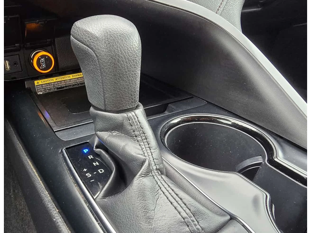 Toyota Camry * Auto * CARFAX * ПОДГРЕВ * NAVI * КАМЕРА - автомобили, коли, обяви за нови и употребявани 9
