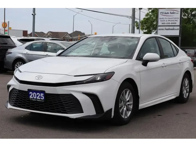 Toyota Camry SE Hybrid * CARFAX * АВТО КРЕДИТ * - автомобили, коли, обяви за нови и употребявани 0