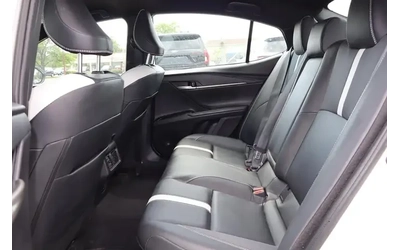 Toyota Camry SE Hybrid * CARFAX * АВТО КРЕДИТ * - автомобили, коли, обяви за нови и употребявани 7