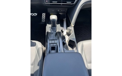 Toyota Camry HYBRID SE * FWD * ПОДГРЕВ * КАМЕРА * CARFAX * - автомобили, коли, обяви за нови и употребявани 6