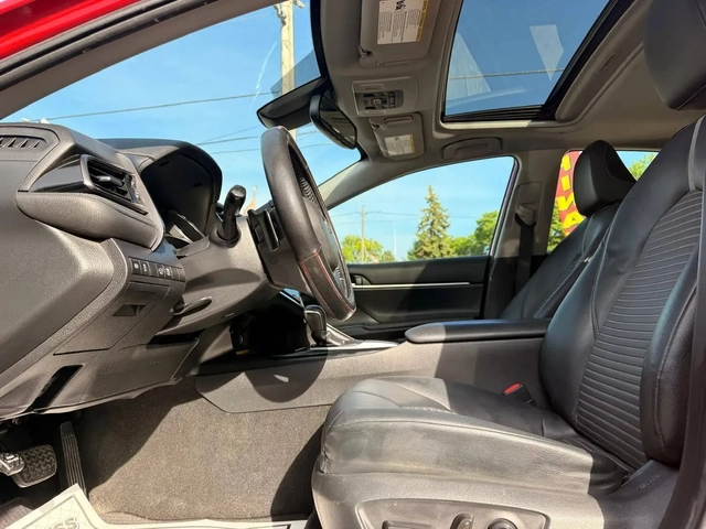 Toyota Camry Camry - автомобили, коли, обяви за нови и употребявани 8