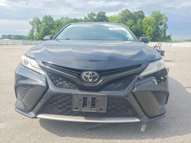 Toyota Camry - автомобили, коли, обяви за нови и употребявани 4