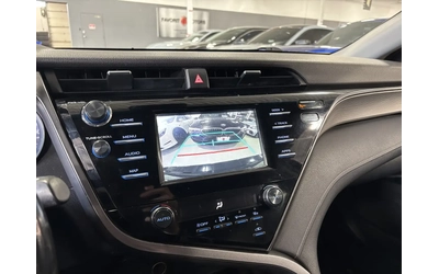 Toyota Camry SE - автомобили, коли, обяви за нови и употребявани 14