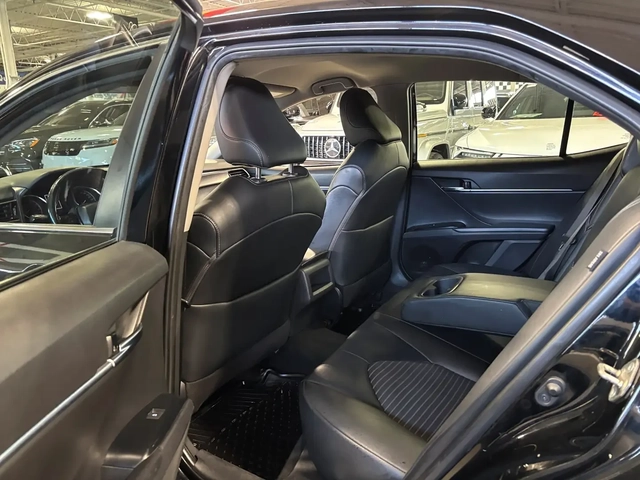 Toyota Camry SE - автомобили, коли, обяви за нови и употребявани 5