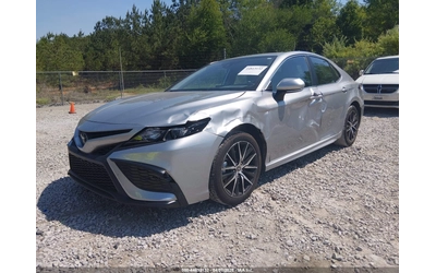 toyota-camry - 1