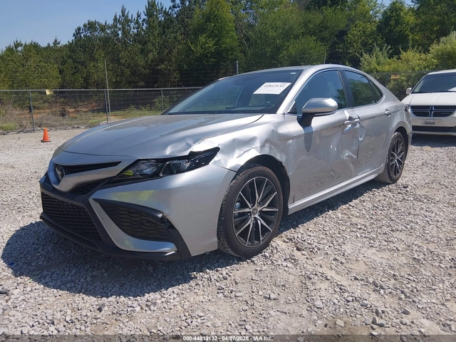 Toyota Camry 2022 TOYOTA CAMRY SE - автомобили, коли, обяви за нови и употребявани 1