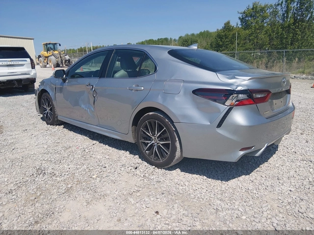 Toyota Camry 2022 TOYOTA CAMRY SE - автомобили, коли, обяви за нови и употребявани 2