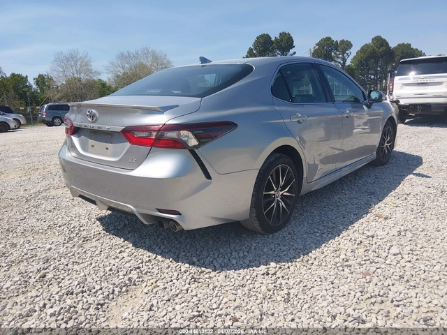 Toyota Camry 2022 TOYOTA CAMRY SE - автомобили, коли, обяви за нови и употребявани 3