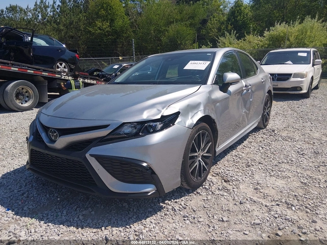 Toyota Camry 2022 TOYOTA CAMRY SE - автомобили, коли, обяви за нови и употребявани 5