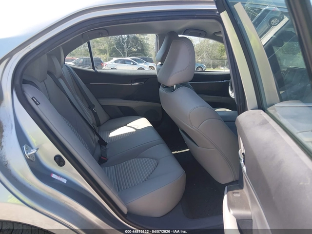 Toyota Camry 2022 TOYOTA CAMRY SE - автомобили, коли, обяви за нови и употребявани 7